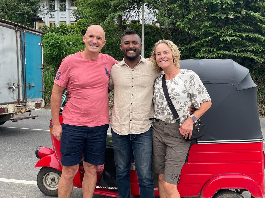 Kandy travel with sana-康提必去景点