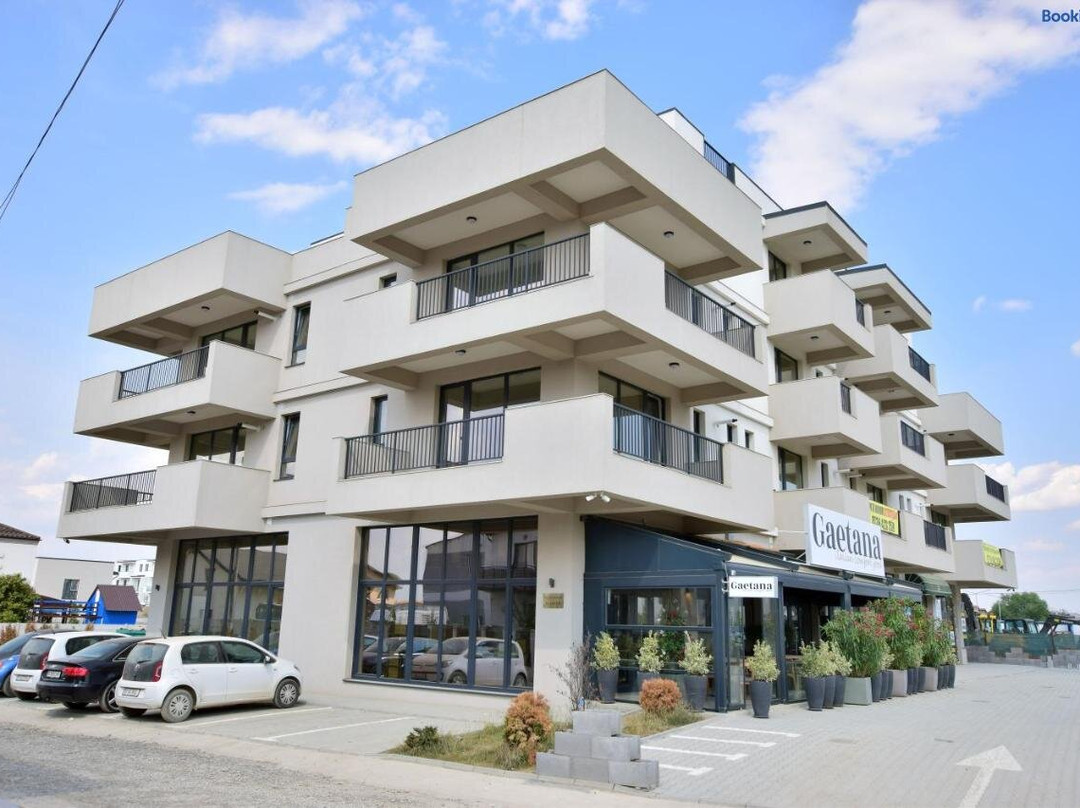 灰色住宅公寓