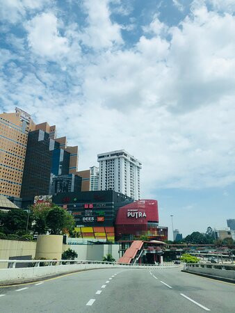 吉隆坡双威普特拉酒店主图