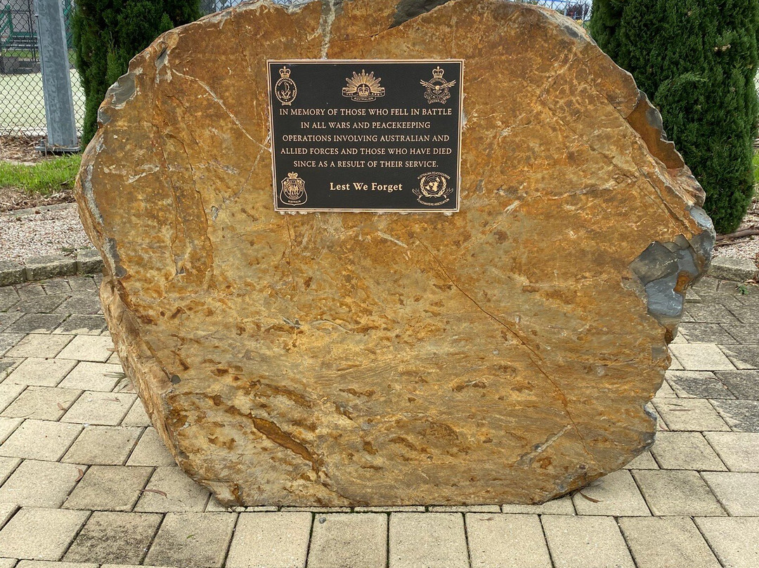 Orbost War Memorial Clock-Orbost必去景点