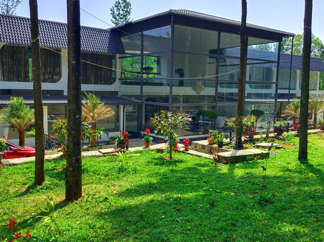 Maniland Resorts & Spa by Kolaahalam