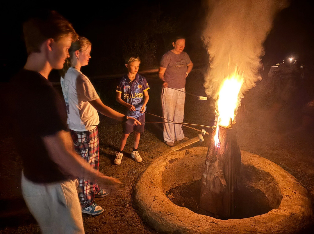 A & R tours-康提必去景点