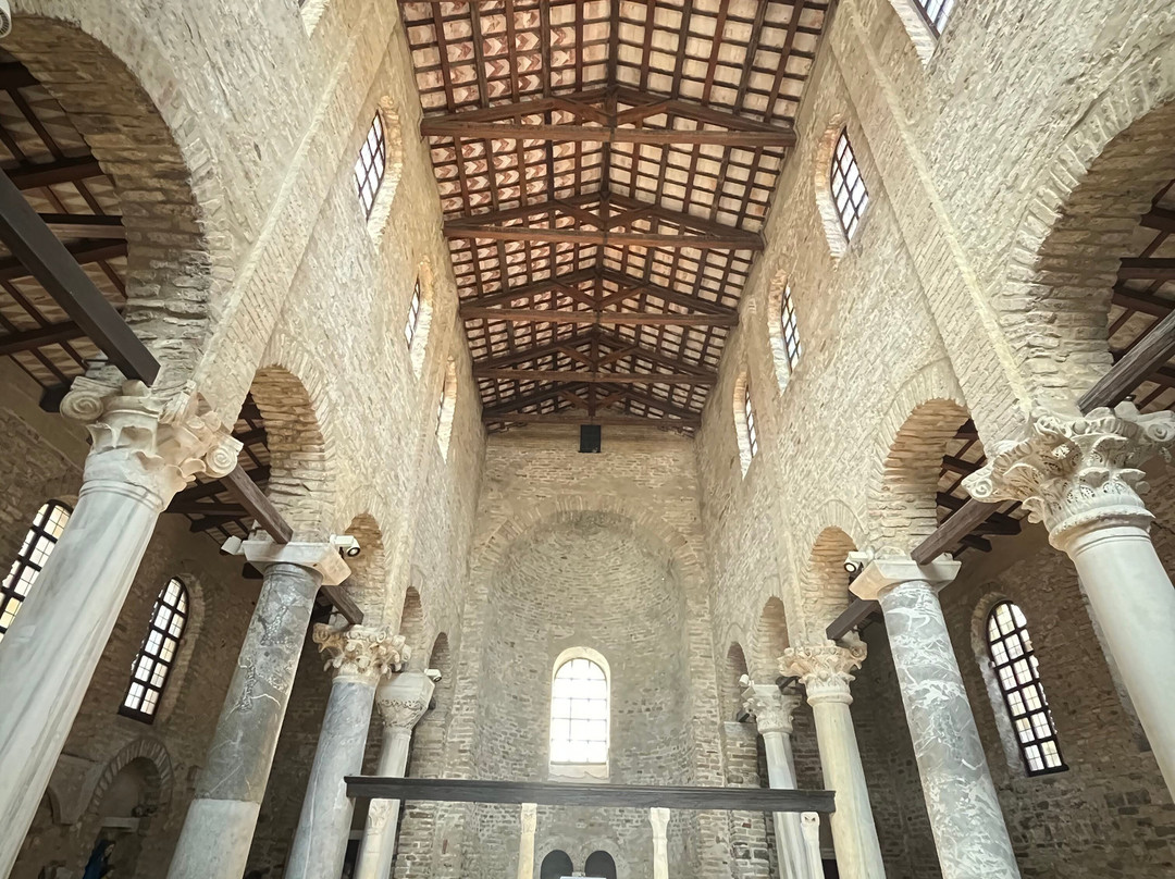 Chiesa Di Santa Maria Delle Grazie-格拉多必去景点