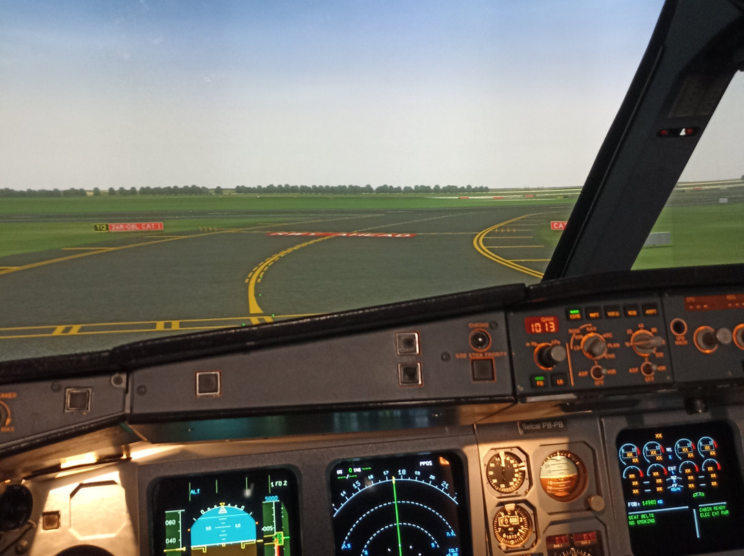 Full Flight Simulator Paris景点图片