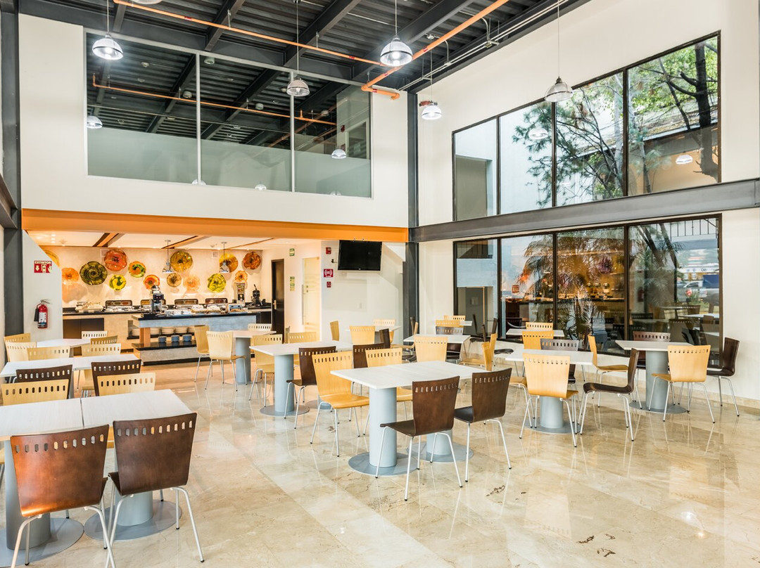 Wyndham Garden Guadalajara Expo主图