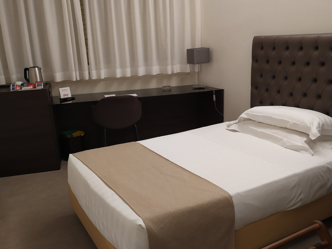 佩斯卡拉广场酒店主图