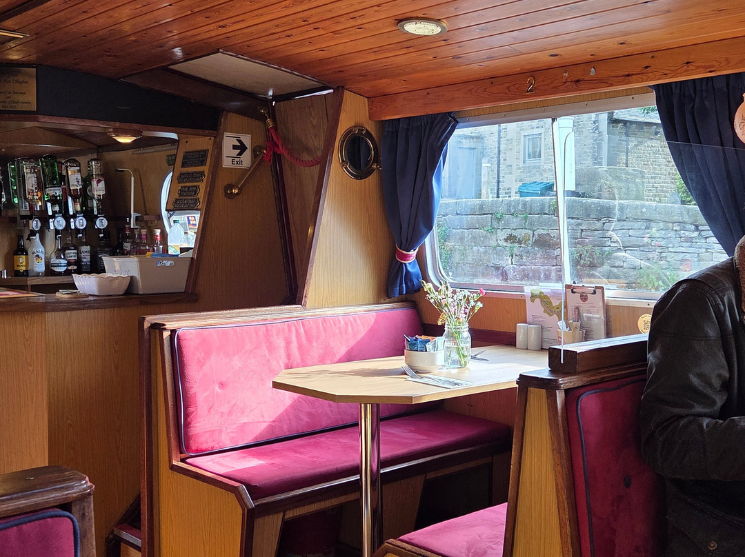 Skipton Boat Trips景点图片