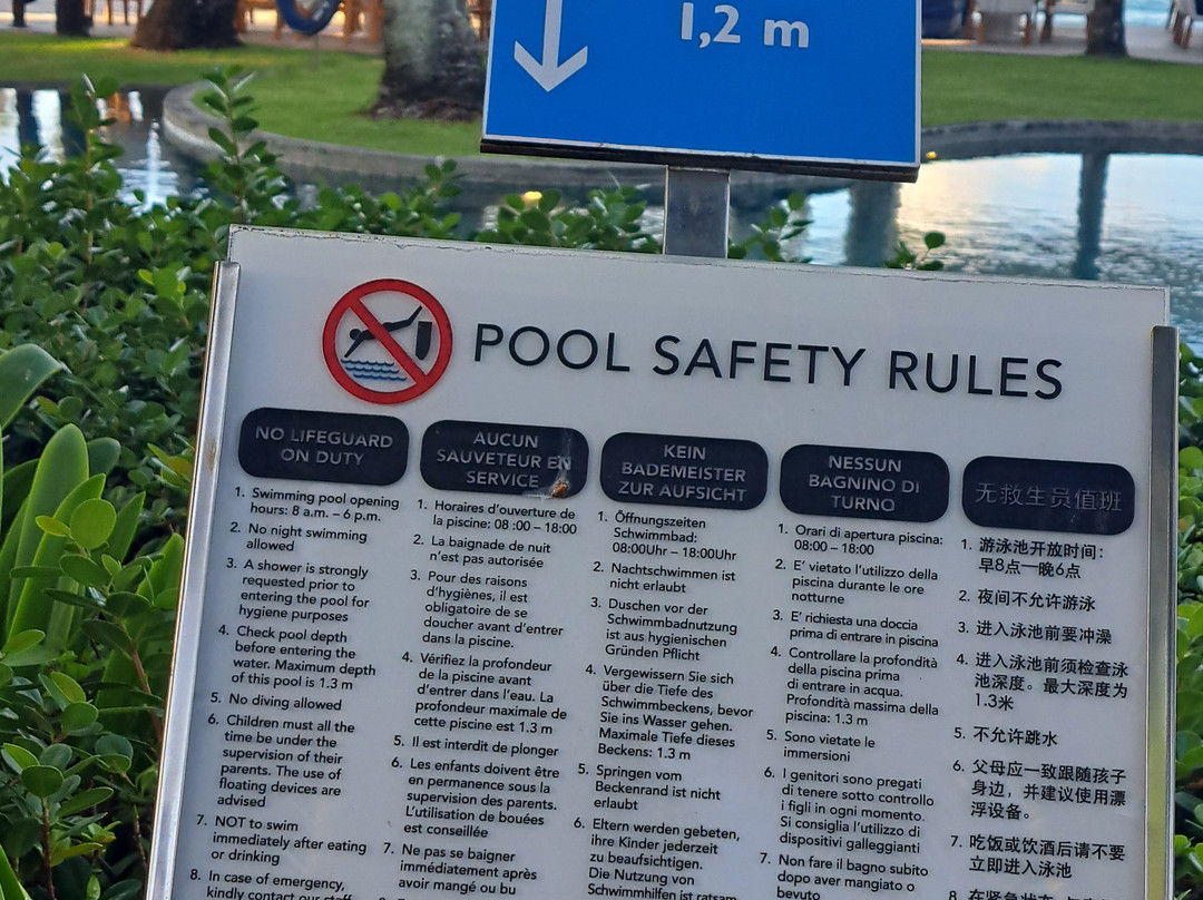 Blues Diving Centre景点图片