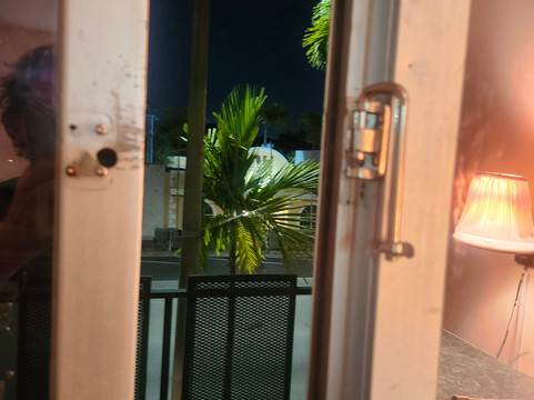 Hotel Chateaubleau主图