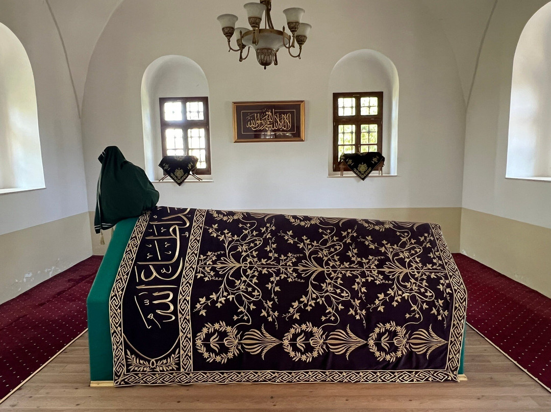 Turb of Sultan Murad-Mazgit必去景点