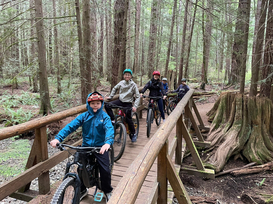 Island Mountain Rides-Cumberland必去景点