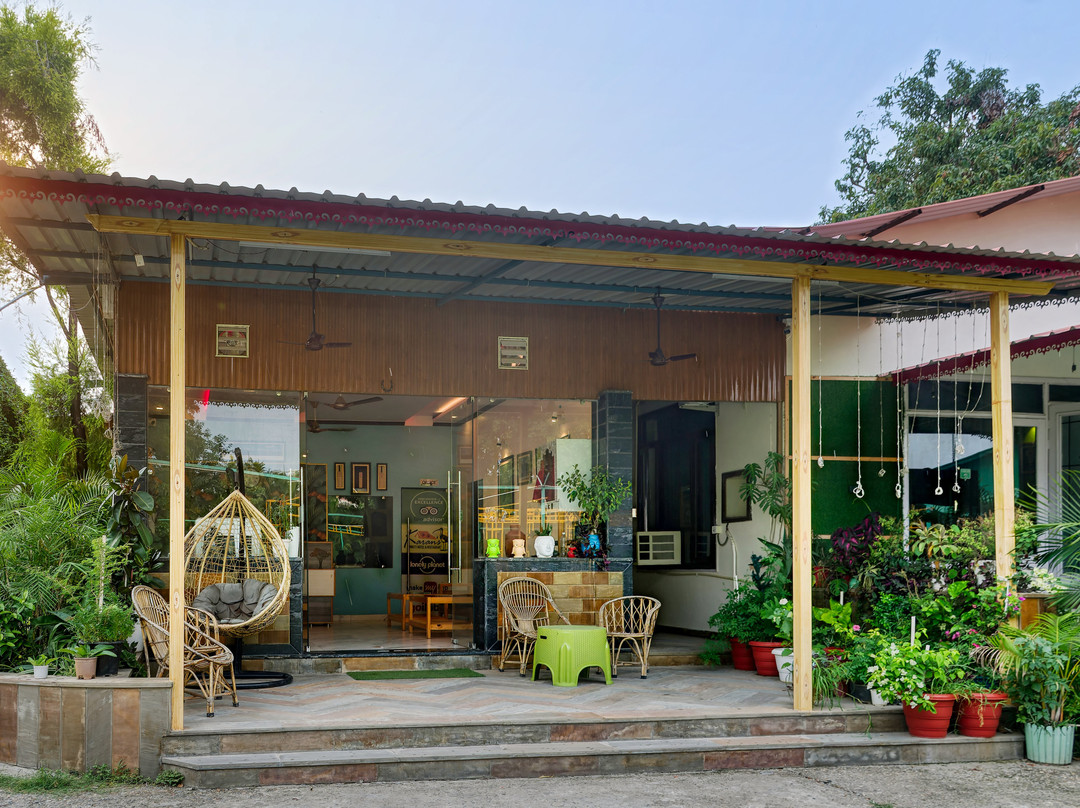 Karans Corbett Motel and Restaurant主图