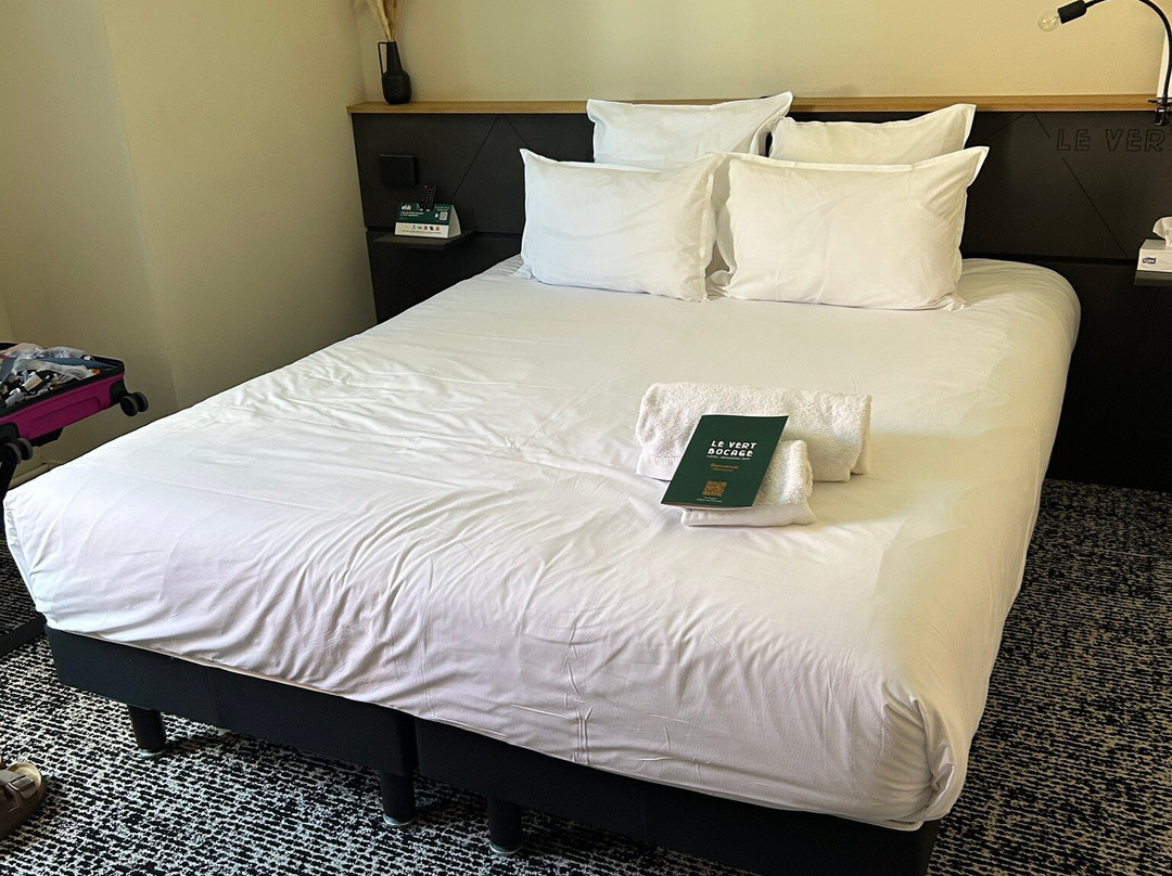 Logis Hôtel le Vert Bocage主图