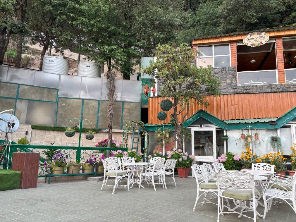 蒙咖斯酒店主图