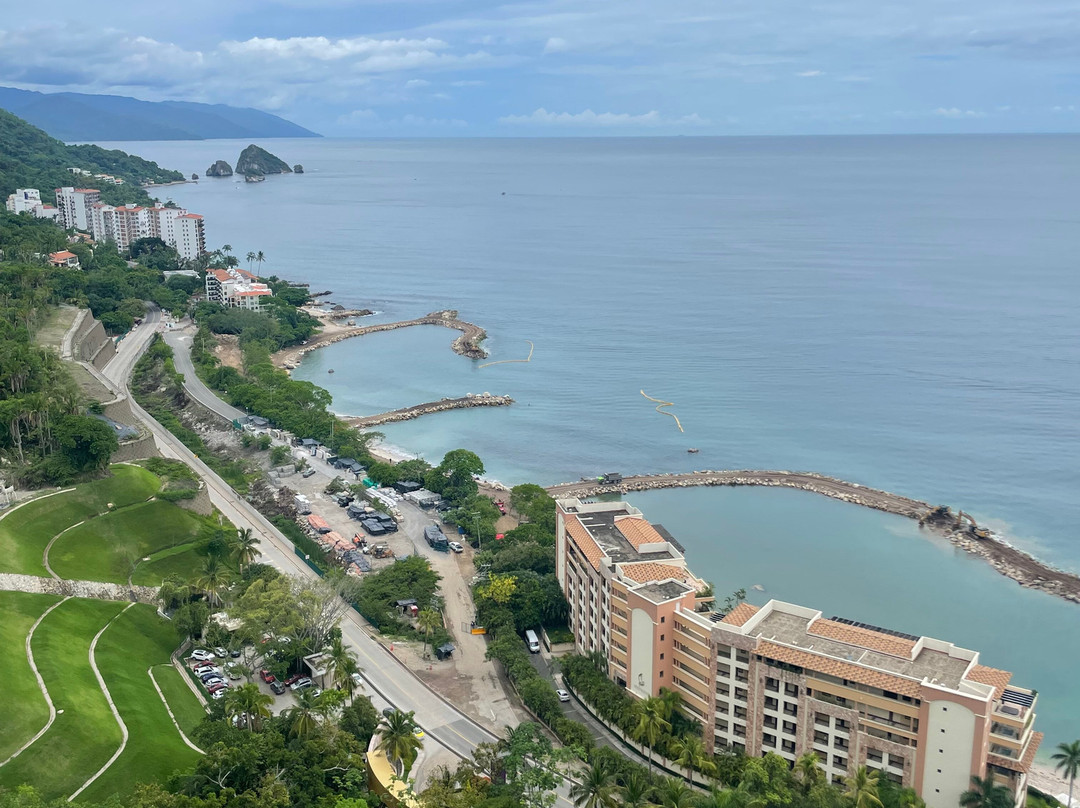 加尔萨布兰卡自然保护区温泉度假酒店主图