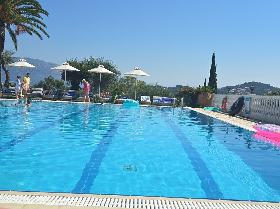 Paradise Hotel Corfu主图