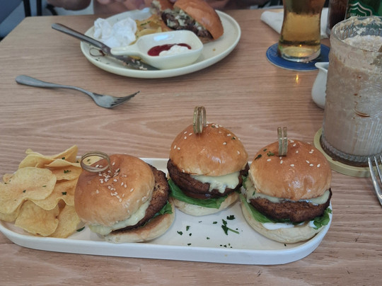 Palmtree Society Brunch & Bistro