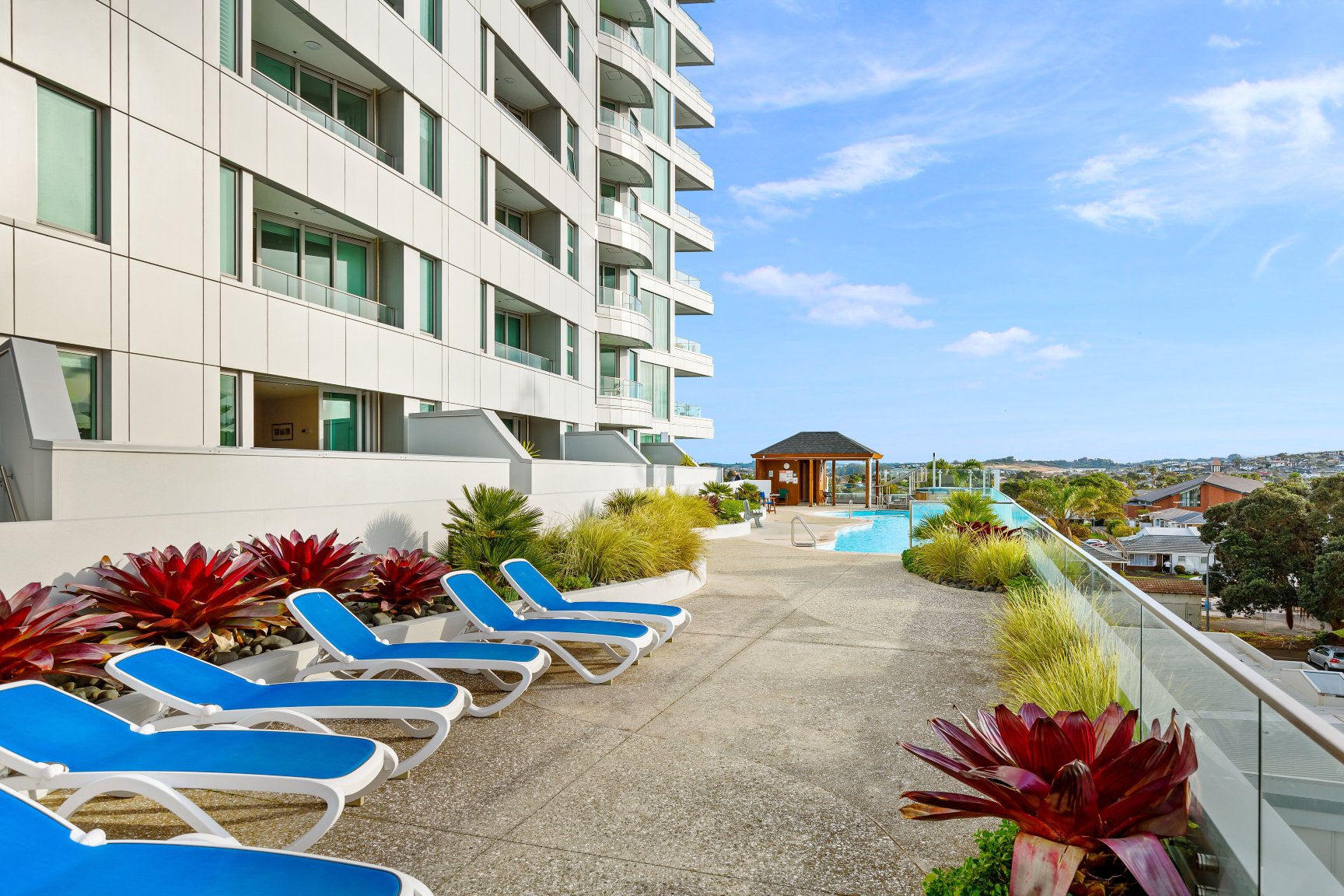 马斯登套房诺提勒斯奥雷瓦-泳池