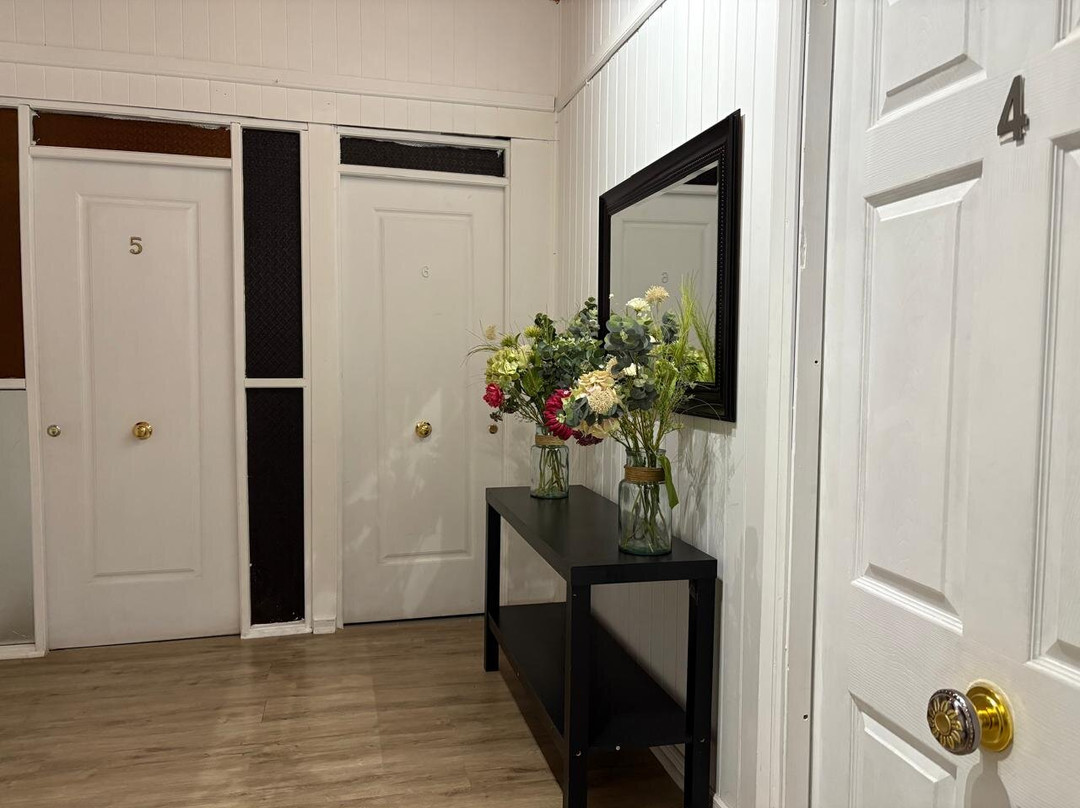 De la Plaza Rent a Home