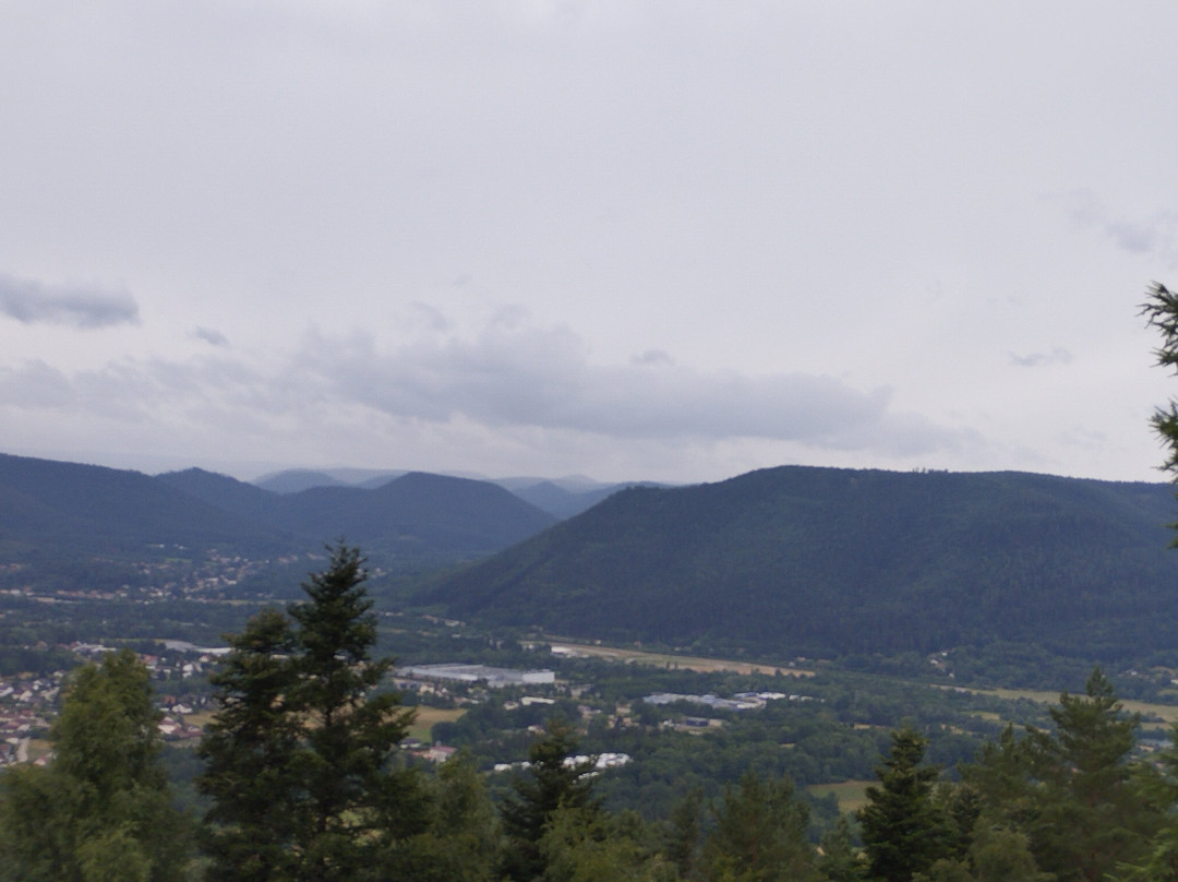 Camp celtique de la Bure-孚日圣迪耶必去景点