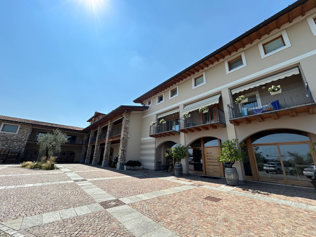 Ferghettina-Adro必去景点