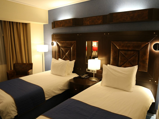 雅典中心皇冠假日酒店主图