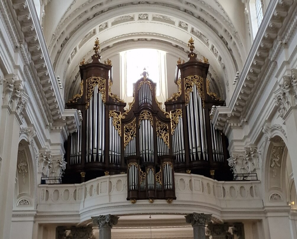 St. Ursus Cathedral-Soleure必去景点