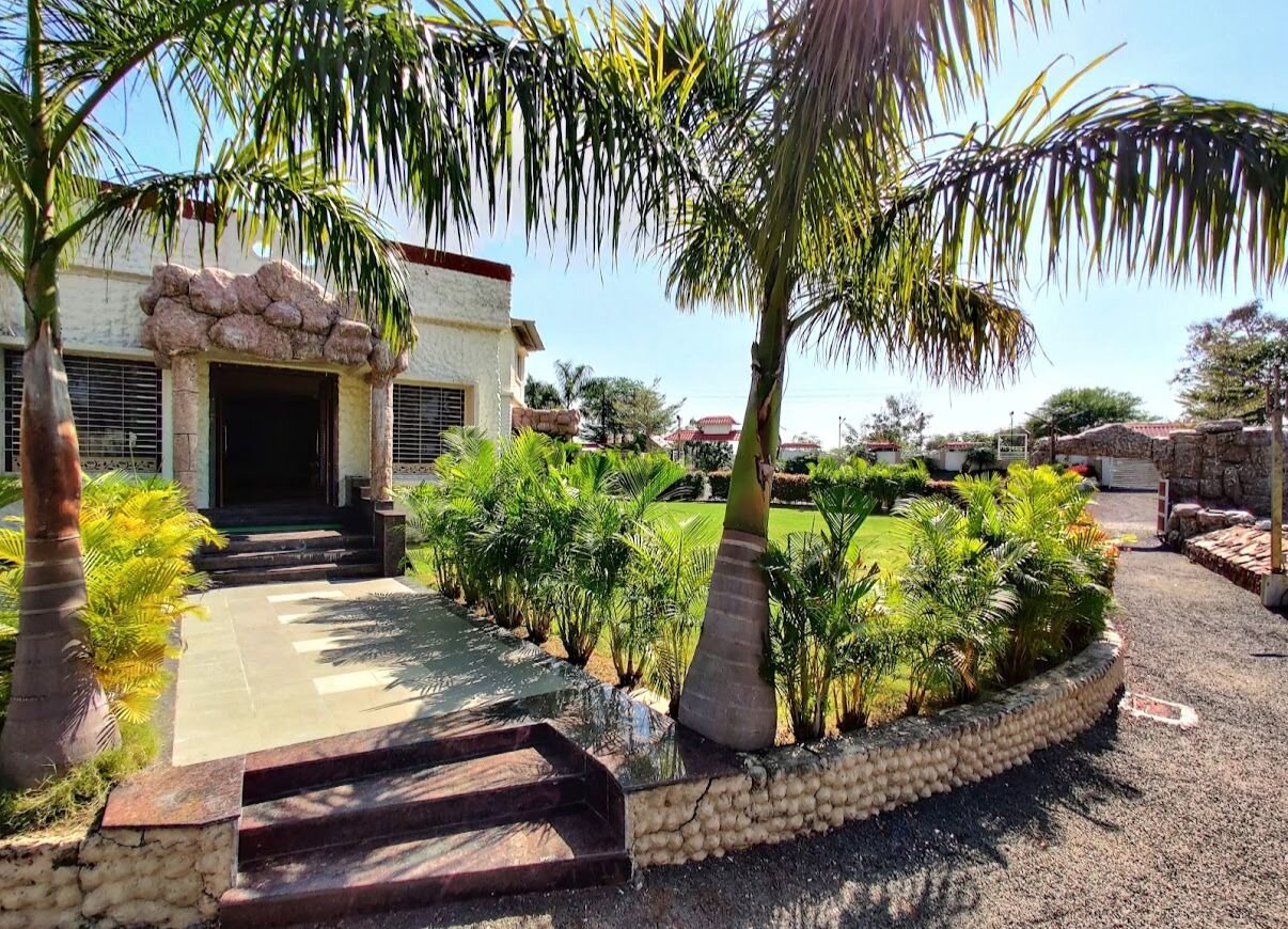 Royal Karhandla Resort-餐饮