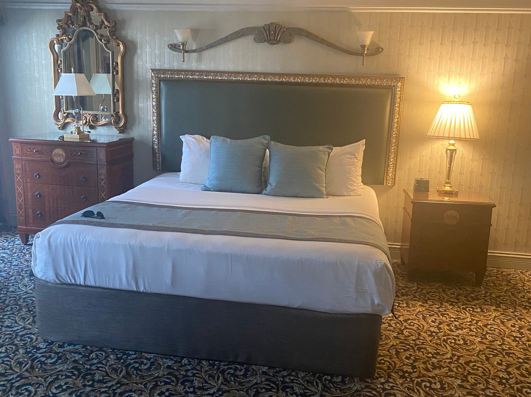 West Baden Springs Hotel主图