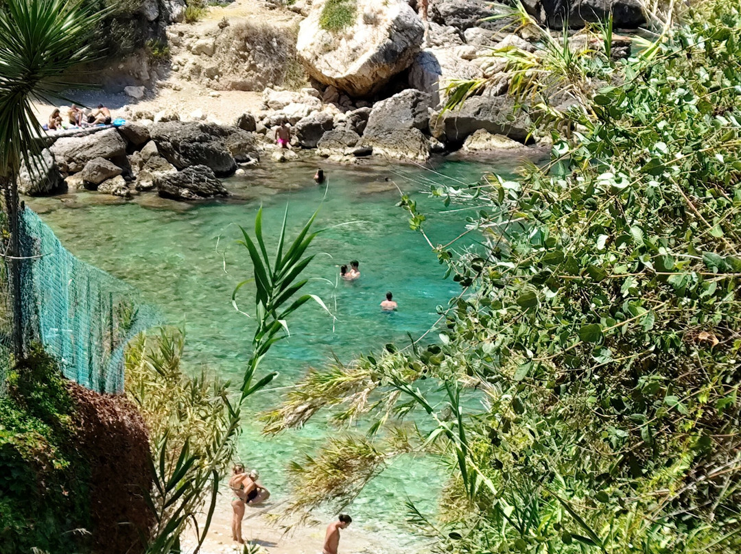 Spiaggia Cala Rossa-Terrasini必去景点