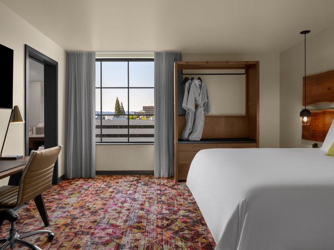 The Gordon Hotel主图