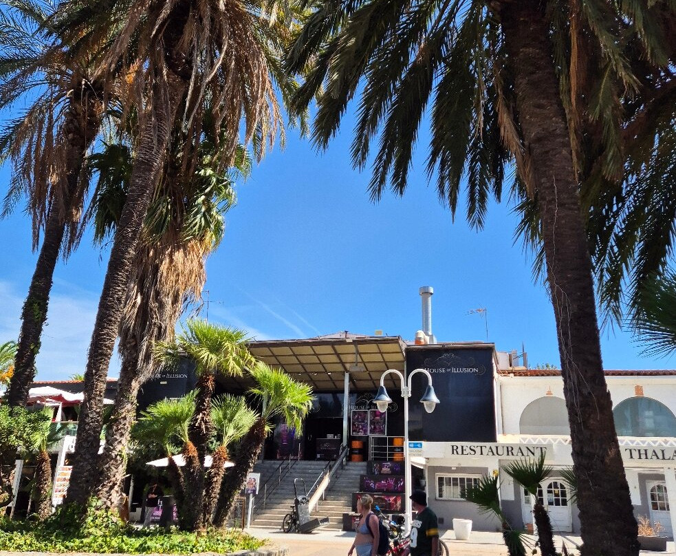 House of Illusion-萨洛必去景点