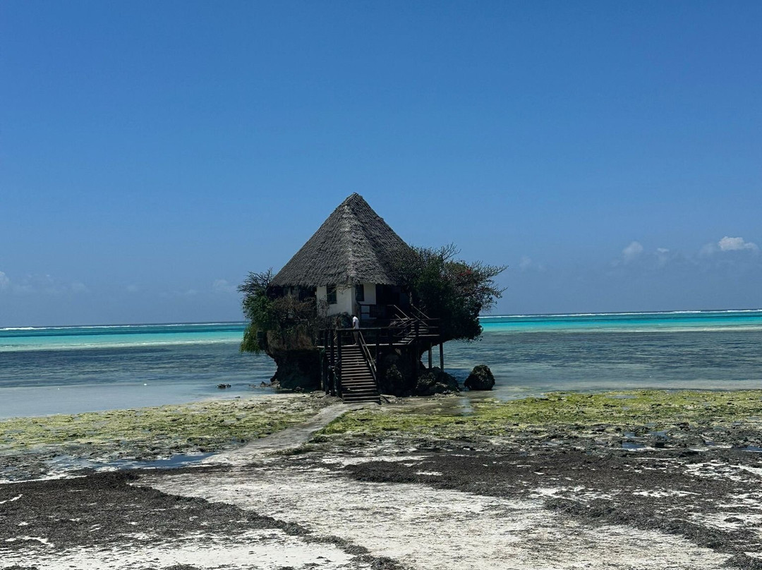 UROA SMILE TOURS-乌罗阿必去景点