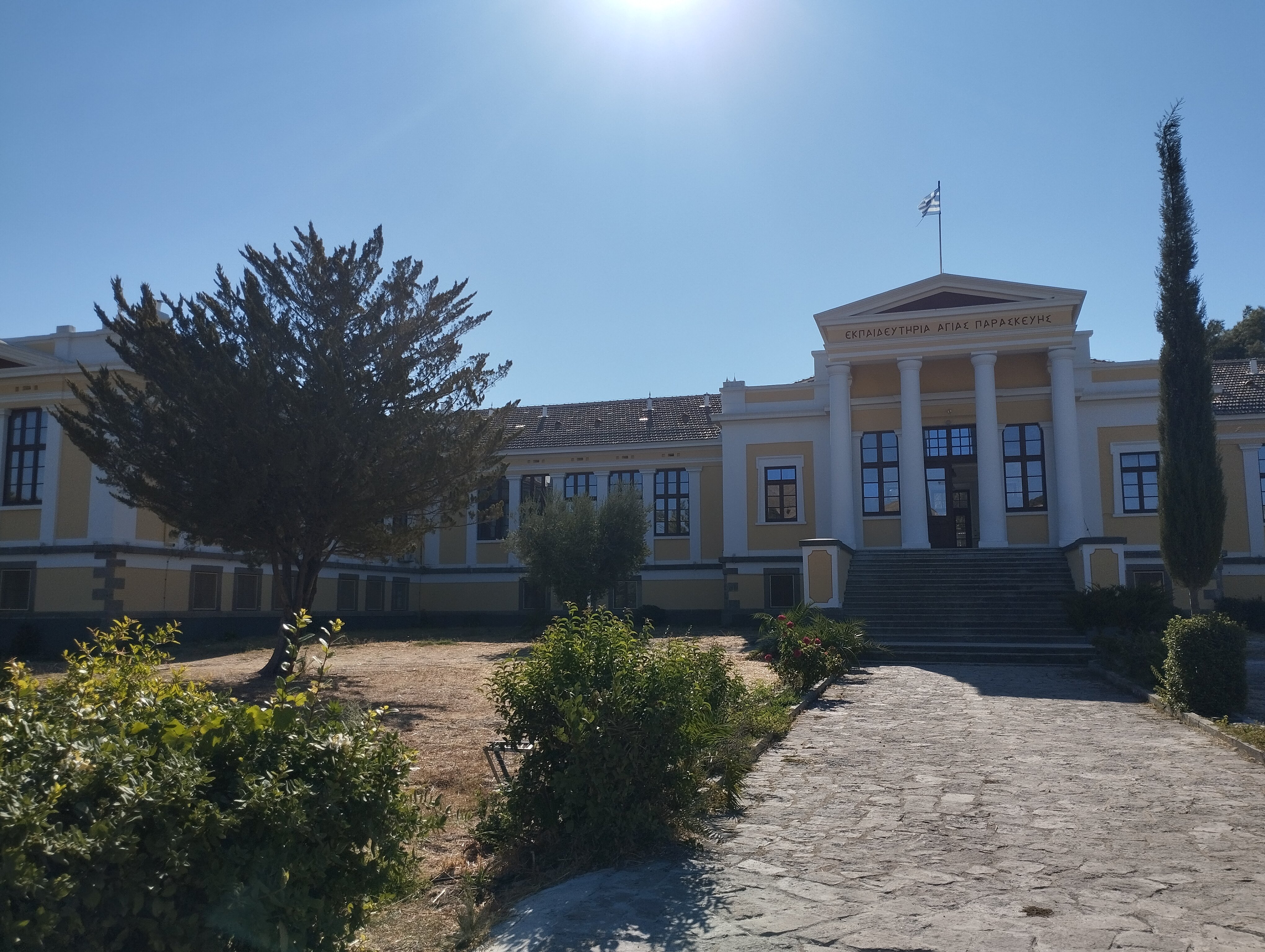 阿利西恩精品酒店-官方