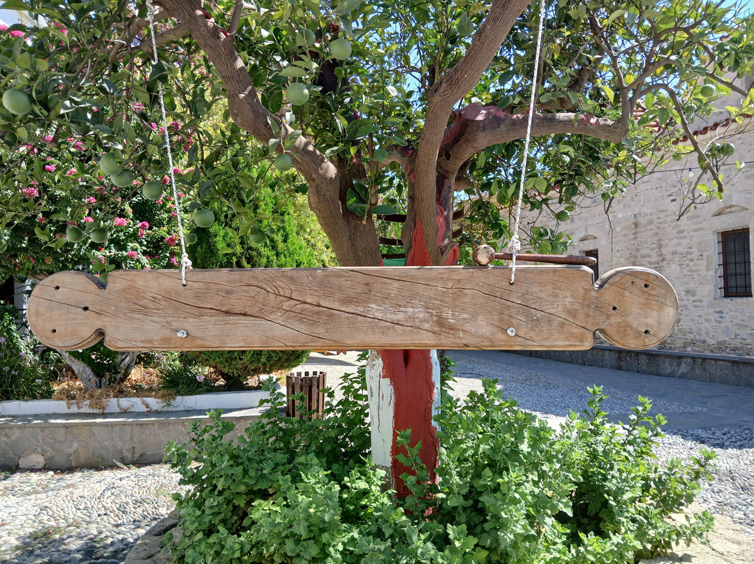 Monastery of Panagia Ypseni-Lardos必去景点