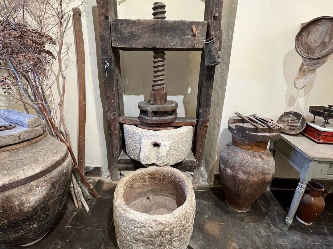 Museo degli Arnesi di Una Volta-莫迪卡必去景点