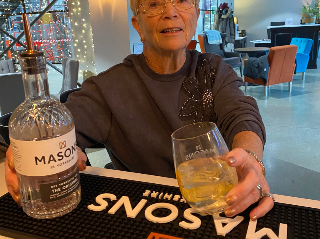 Masons of Yorkshire Distillery-Leeming Bar必去景点