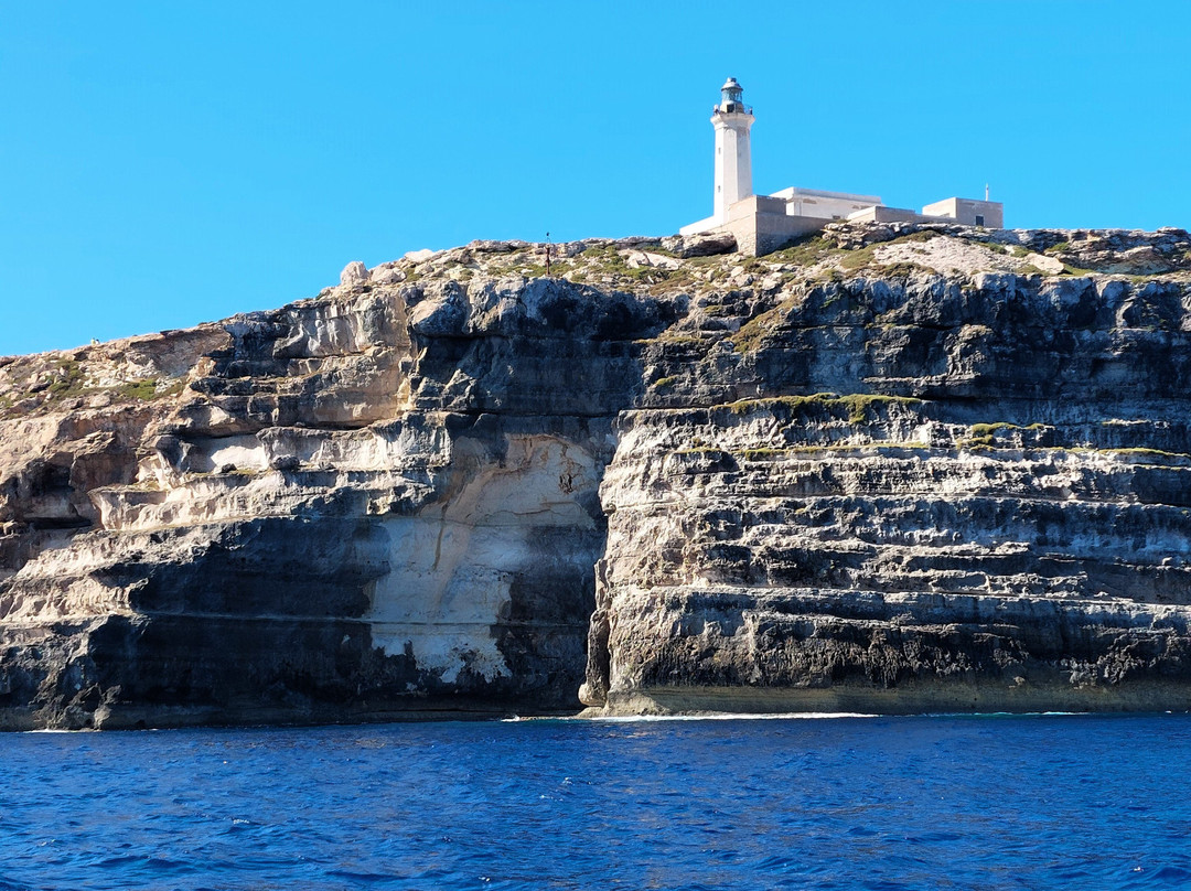 Faro di Capo Grecale-兰佩杜萨必去景点