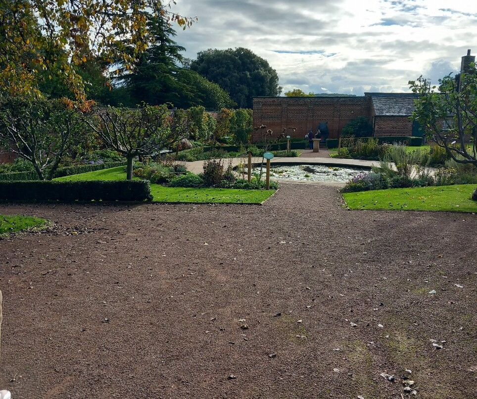 Cannon Hall Farm-Cawthorne必去景点