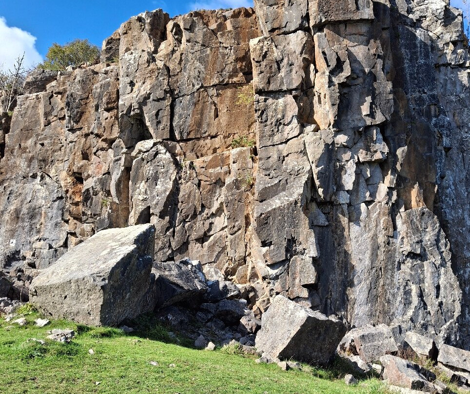 Cheddar Gorge-Cheddar必去景点