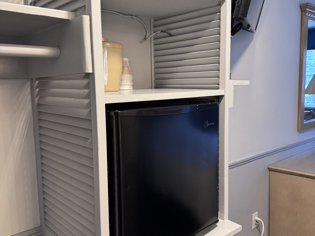 Harbor Landing主图