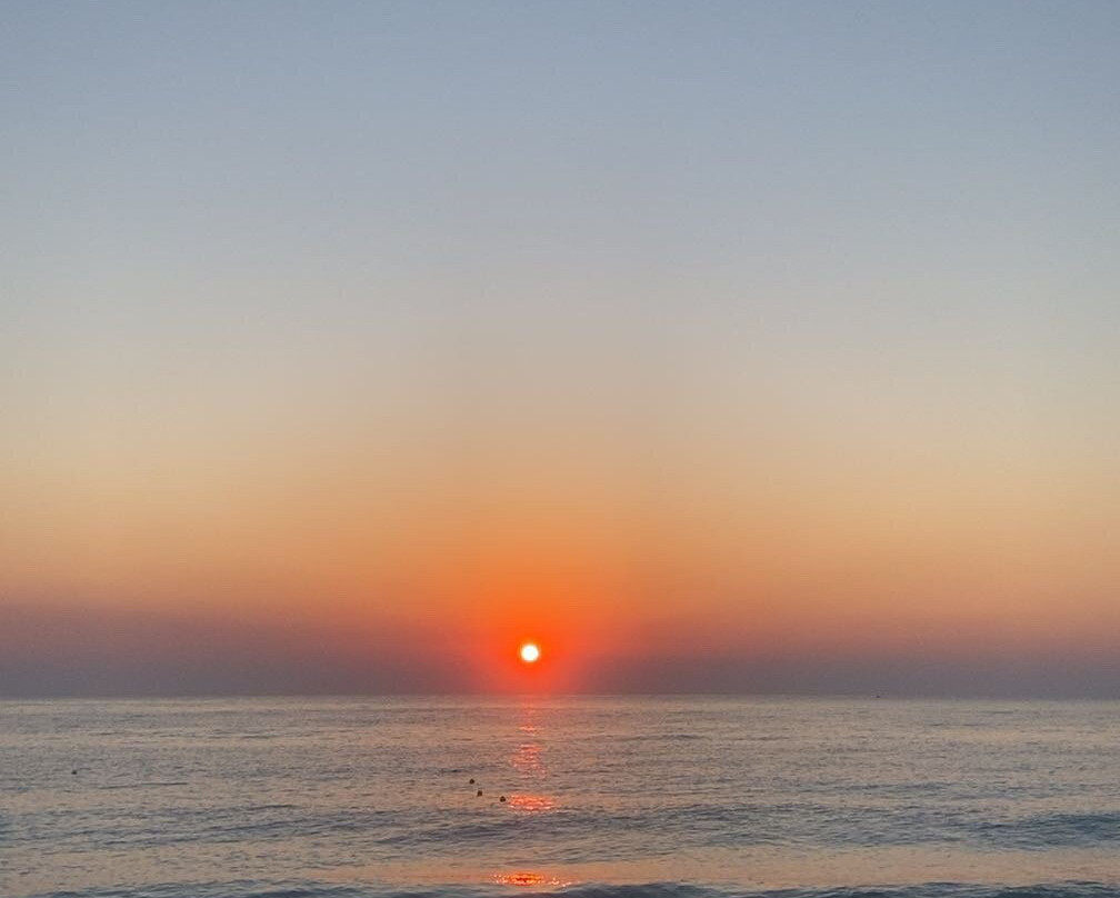 Kenta Beach Hotel主图