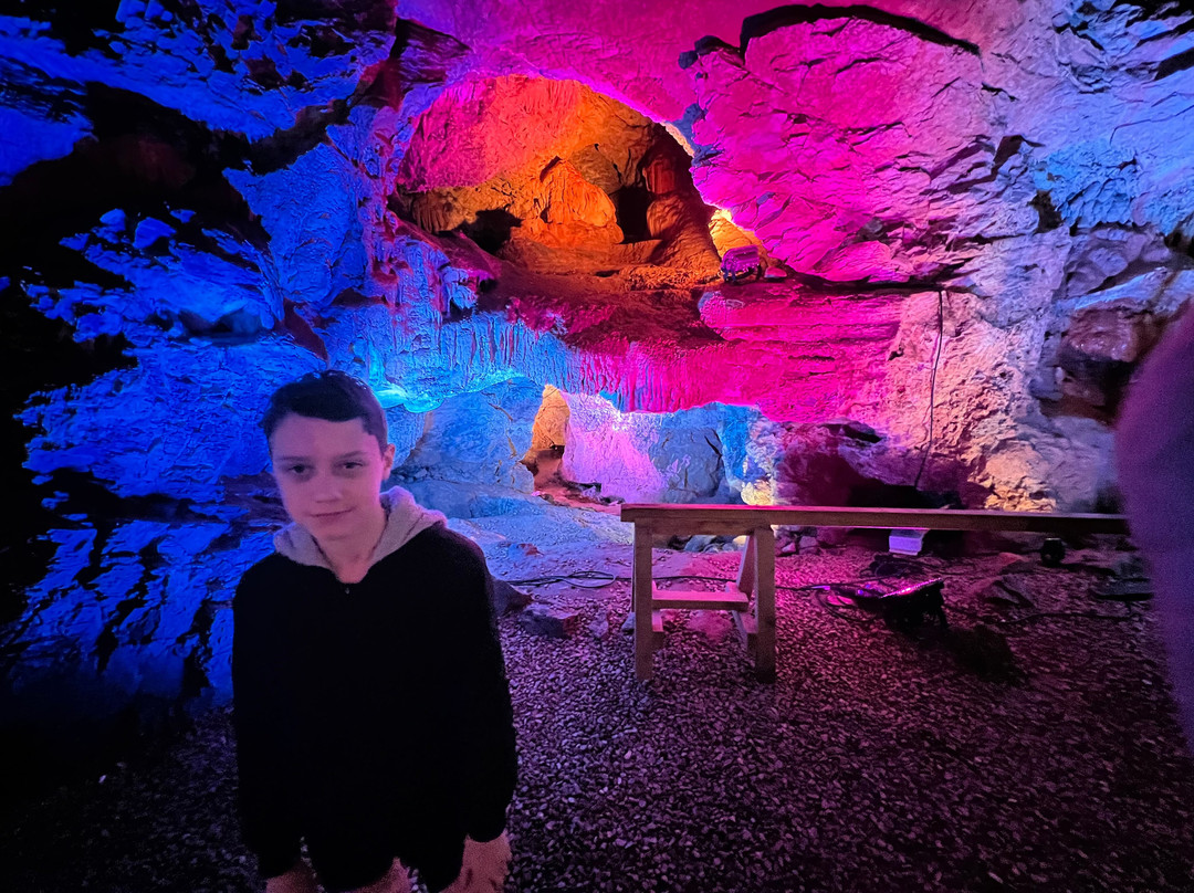 肯特洞穴-托基必去景点