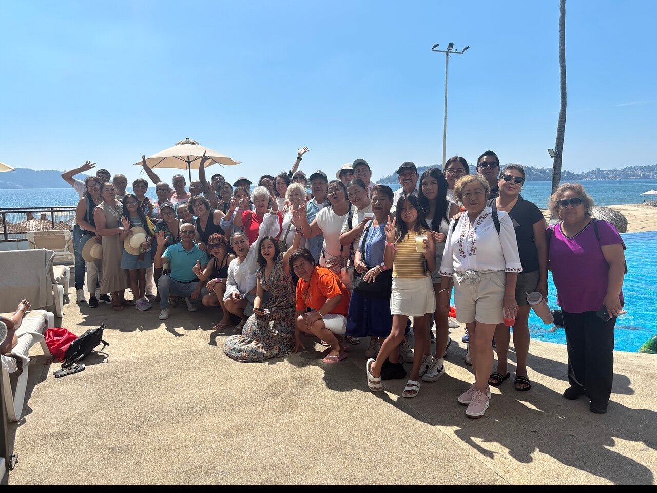 Krystal Beach Acapulco-官方