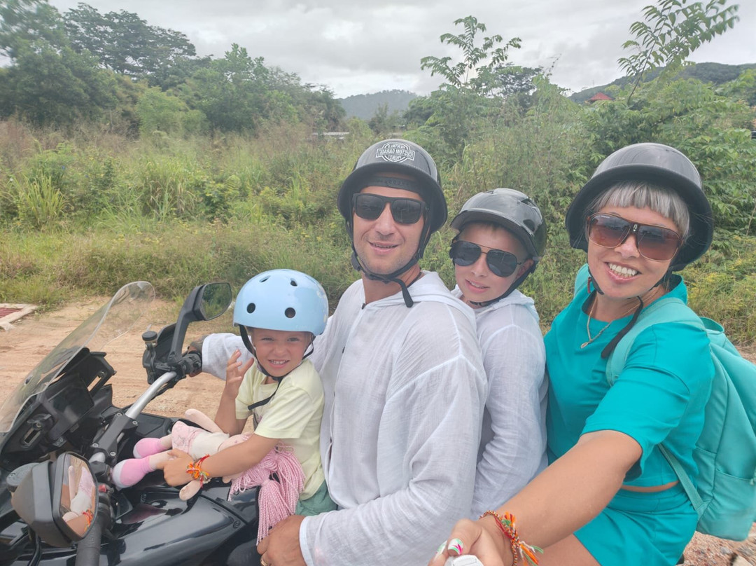 Customgarage-普吉镇必去景点