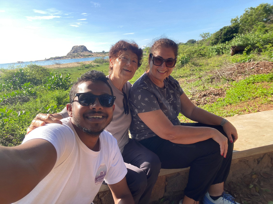 Escape with Yasun-tours & transfer(PVT)LTD-因都鲁瓦必去景点