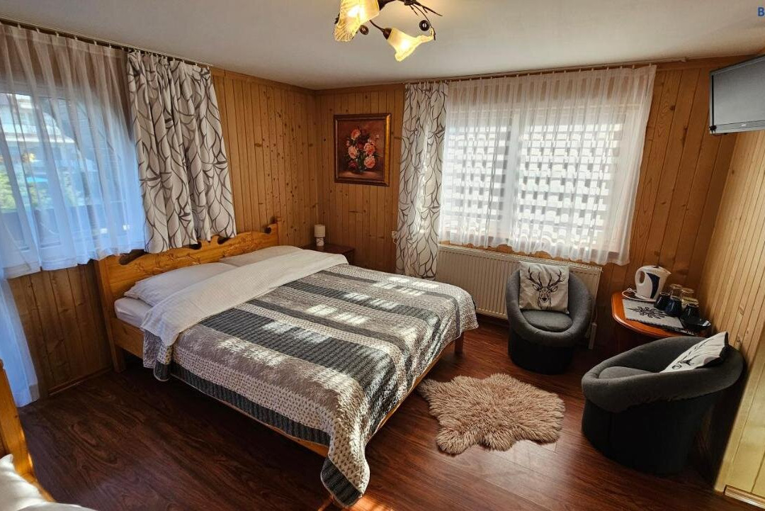 Jurgow酒店住宿-Bukowiański Dworek