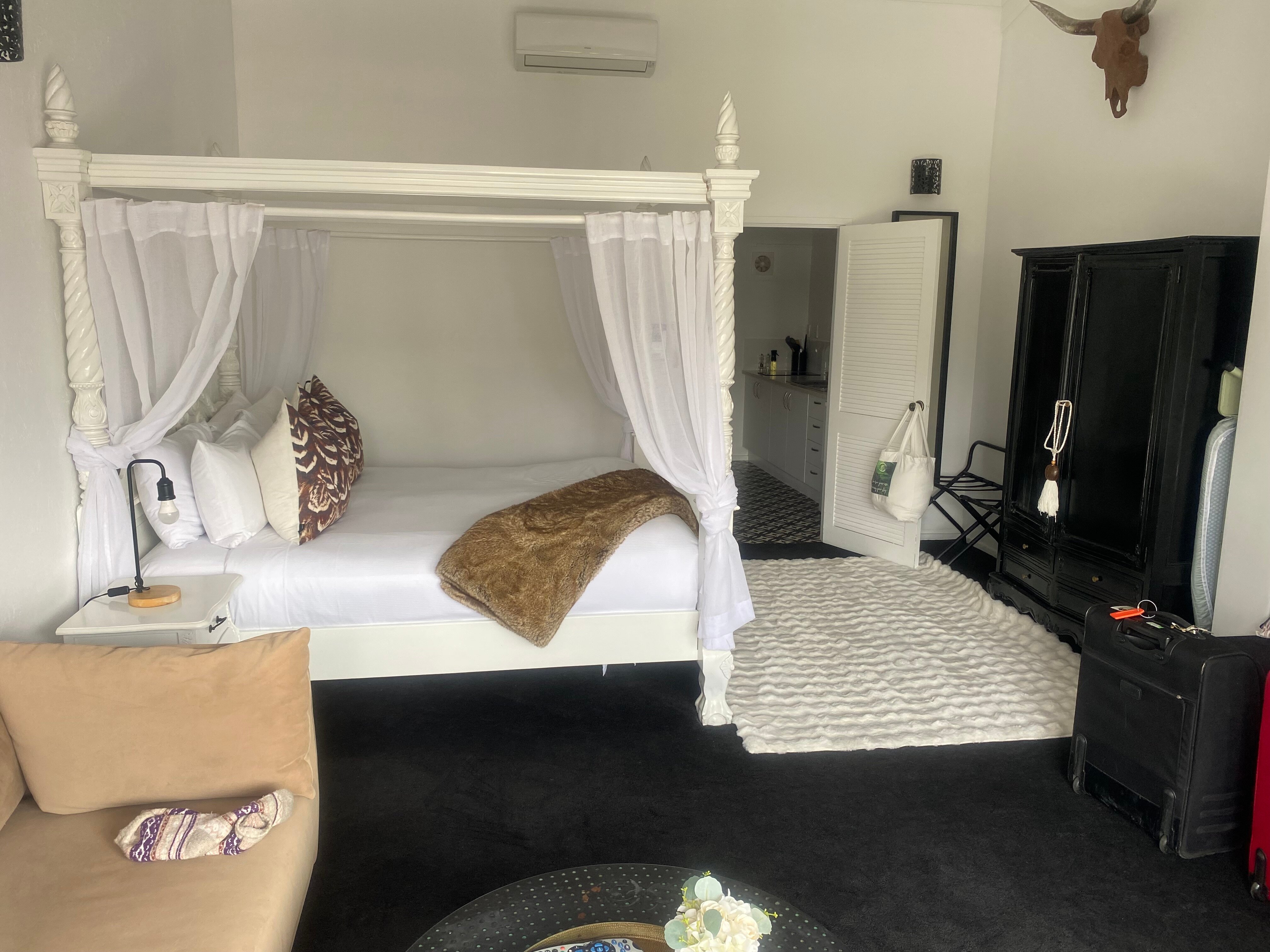 奥雷瓦巨浪汽车旅馆-官方