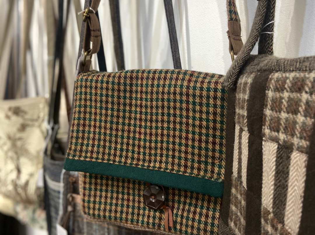 Artists At Work-Elkins必去景点