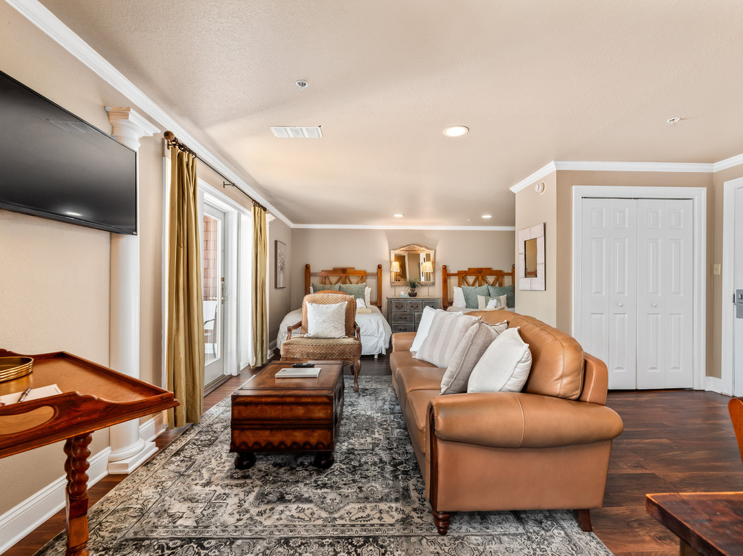 Oasis Suites Hotel主图